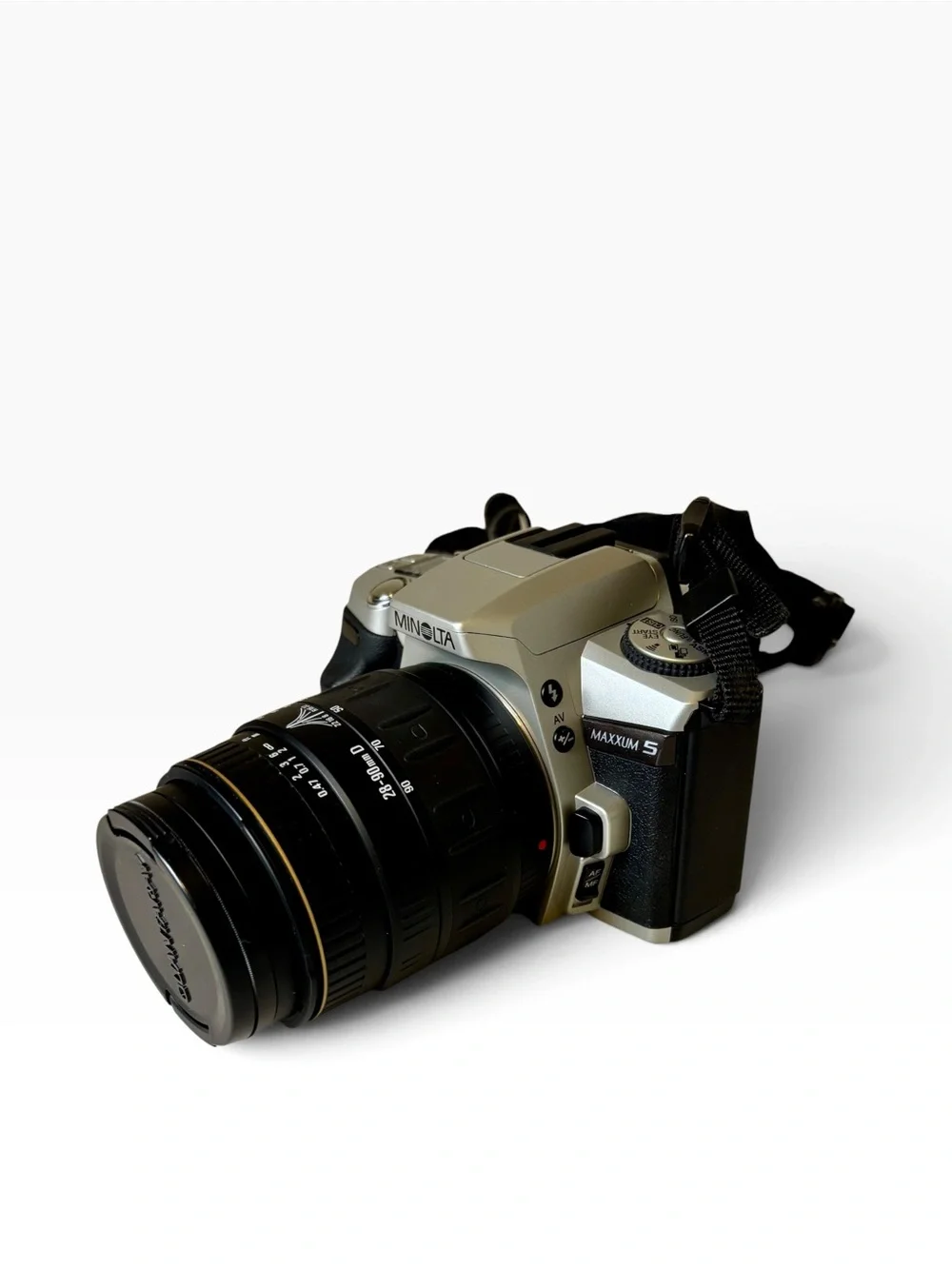 Minolta: Maxxum 5 -35mm Camera With Quantaray 55mm Lens